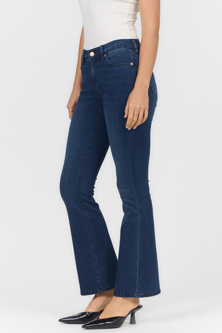 JAXTYN MID RISE BOOTCUT JEAN PRINCESS