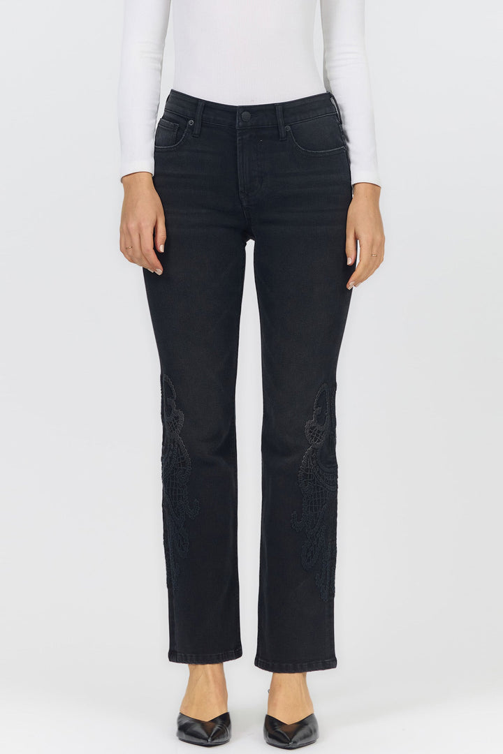 JAXTYN MID RISE STRAIGHT LEG JEAN BLACKTHORNE