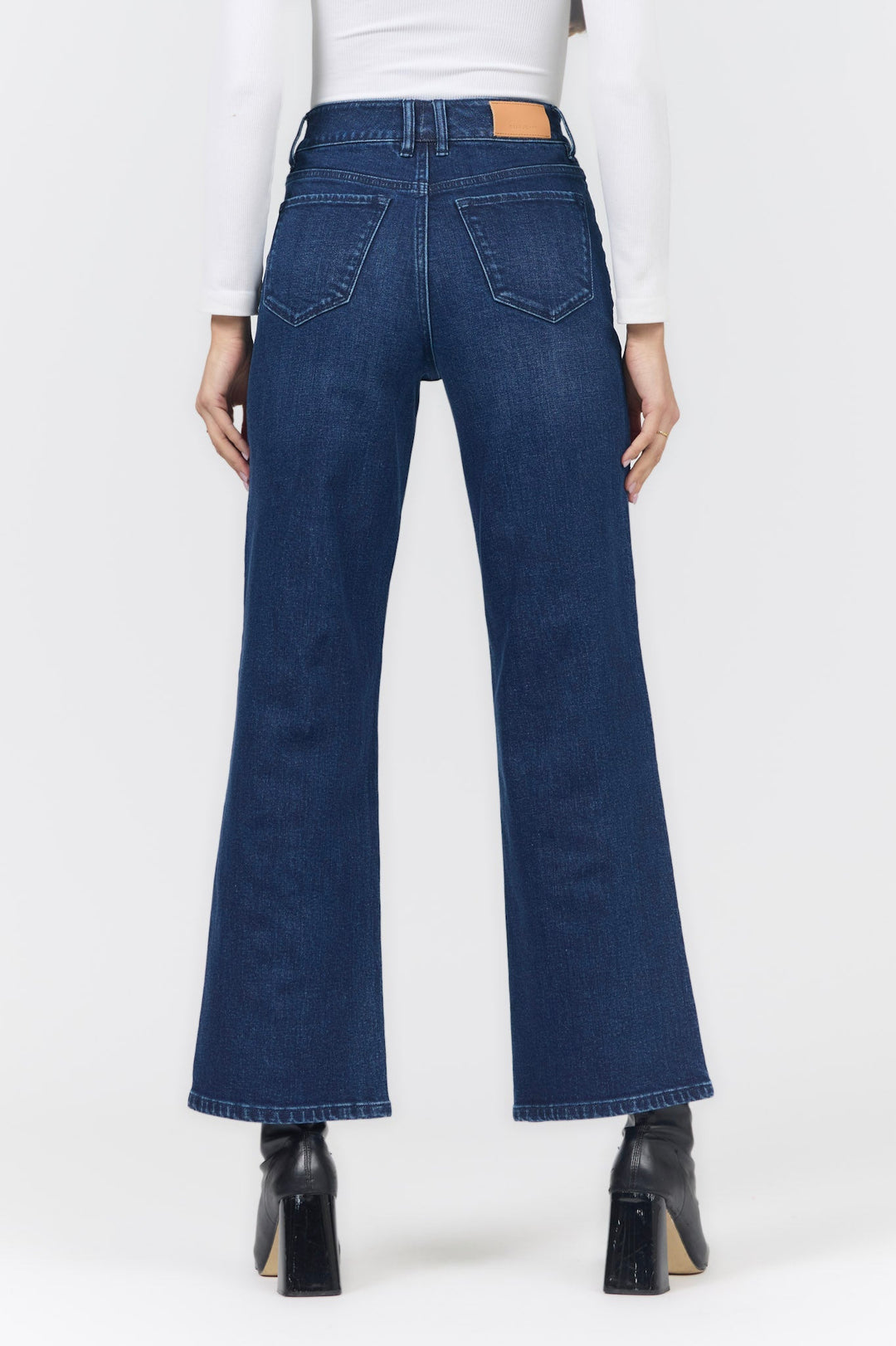 HOLLY STRAIGHT LEG JEAN KATRINA