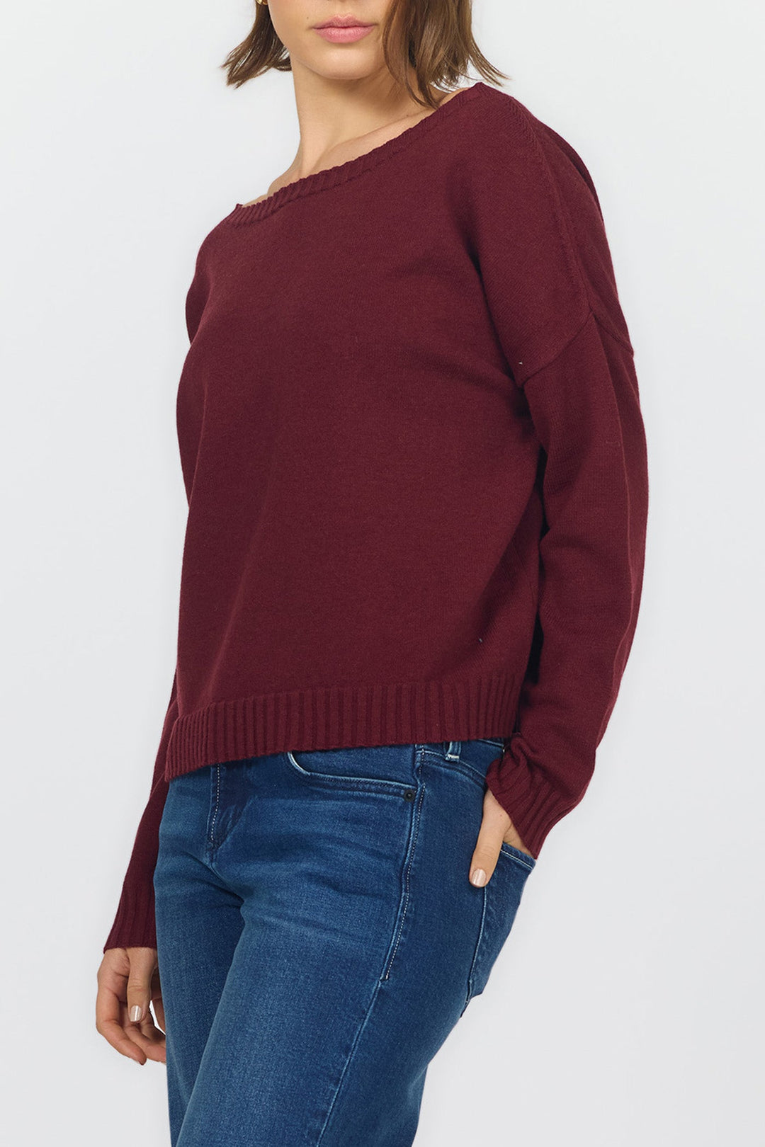 LILIANA BOAT NECK LONG SLEEVE SWEATER GARNET