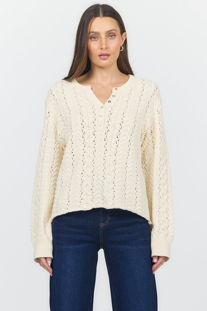 DREYA V-NECK LONG SLEEVE SWEATER CREAM