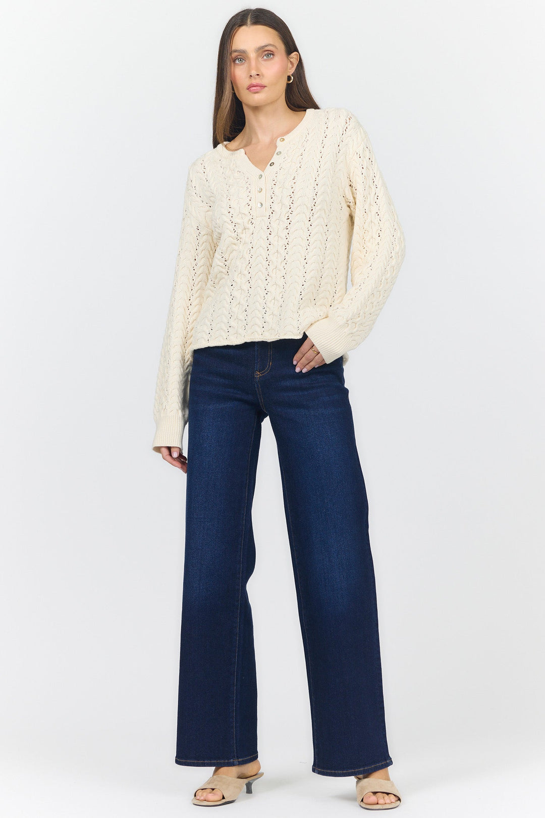 DREYA V-NECK LONG SLEEVE SWEATER CREAM
