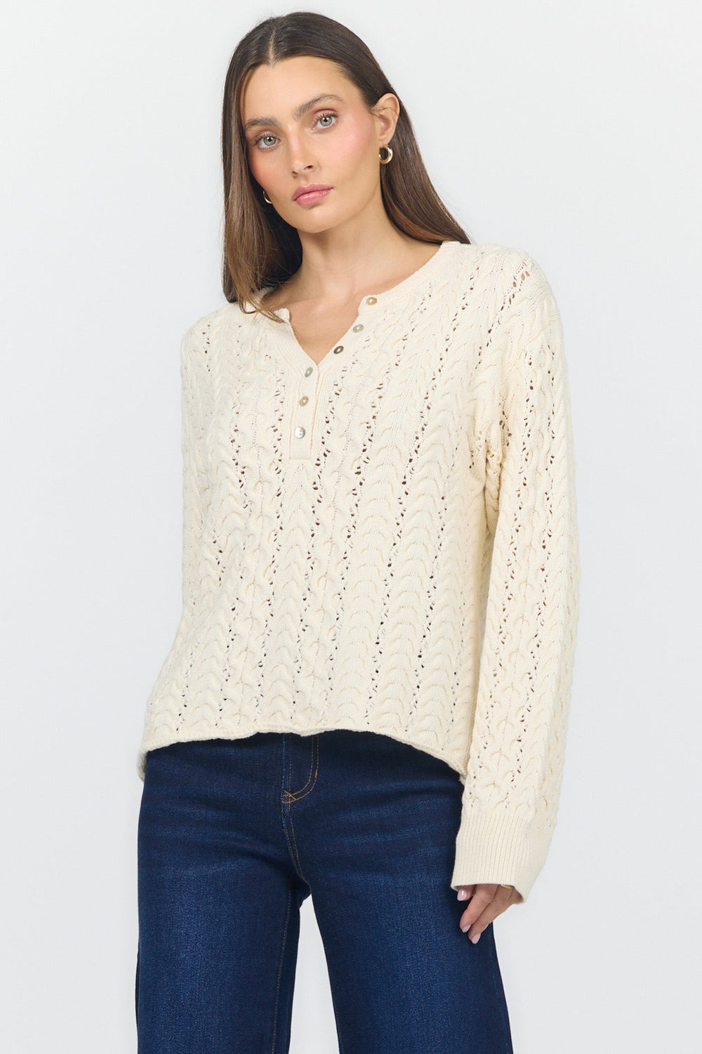 DREYA V-NECK LONG SLEEVE SWEATER CREAM
