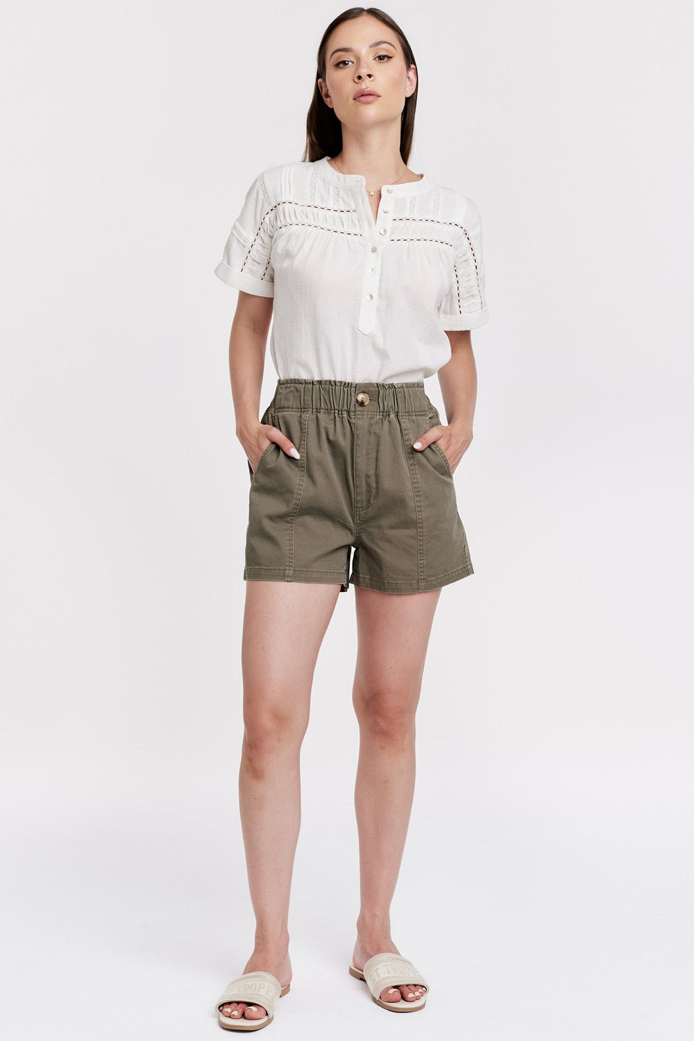 JACKIE PAPERBAG PULL ON SHORTS OLIVE GREEN