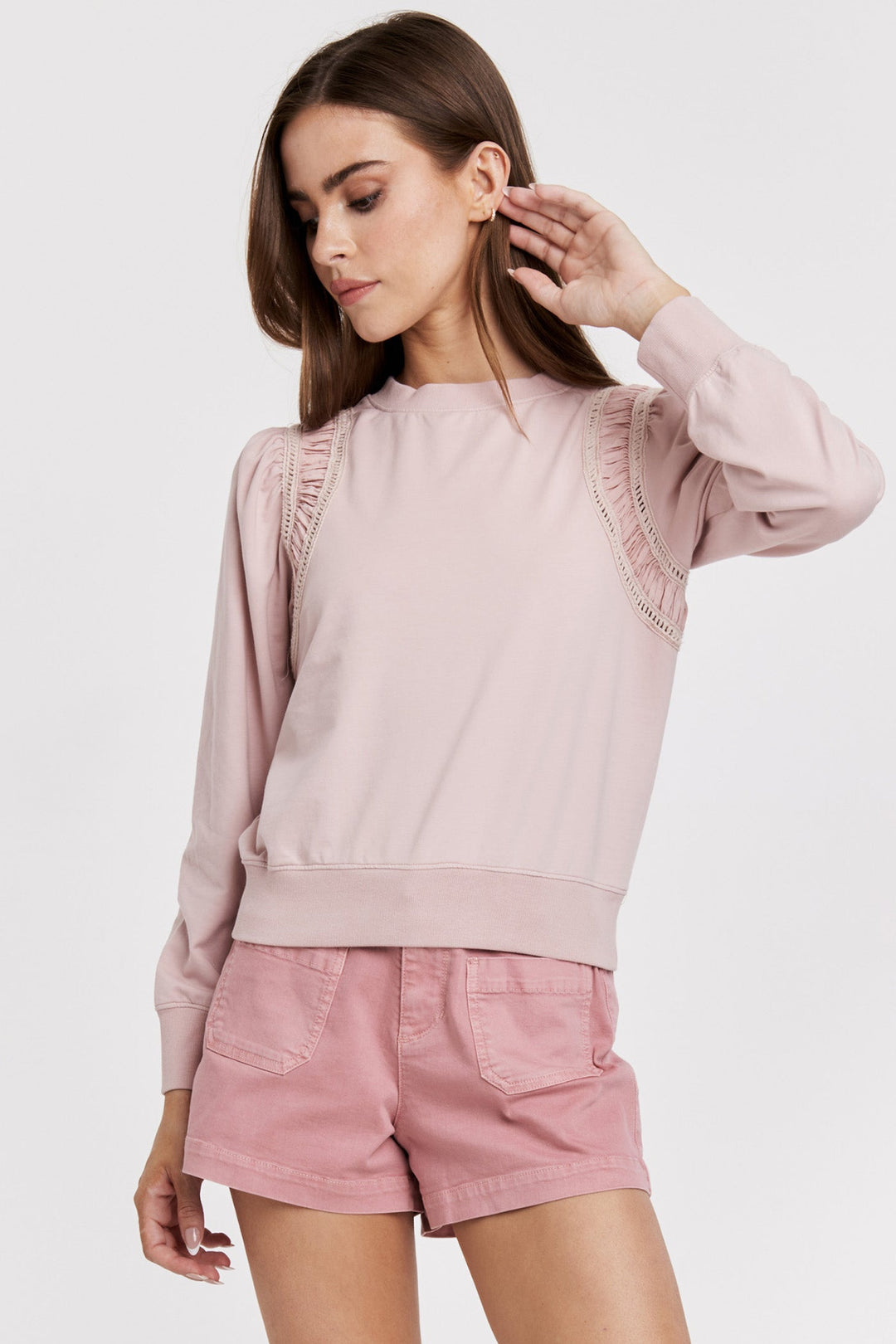 CECI LACE DETAIL CREW NECK TOP PETAL PINK