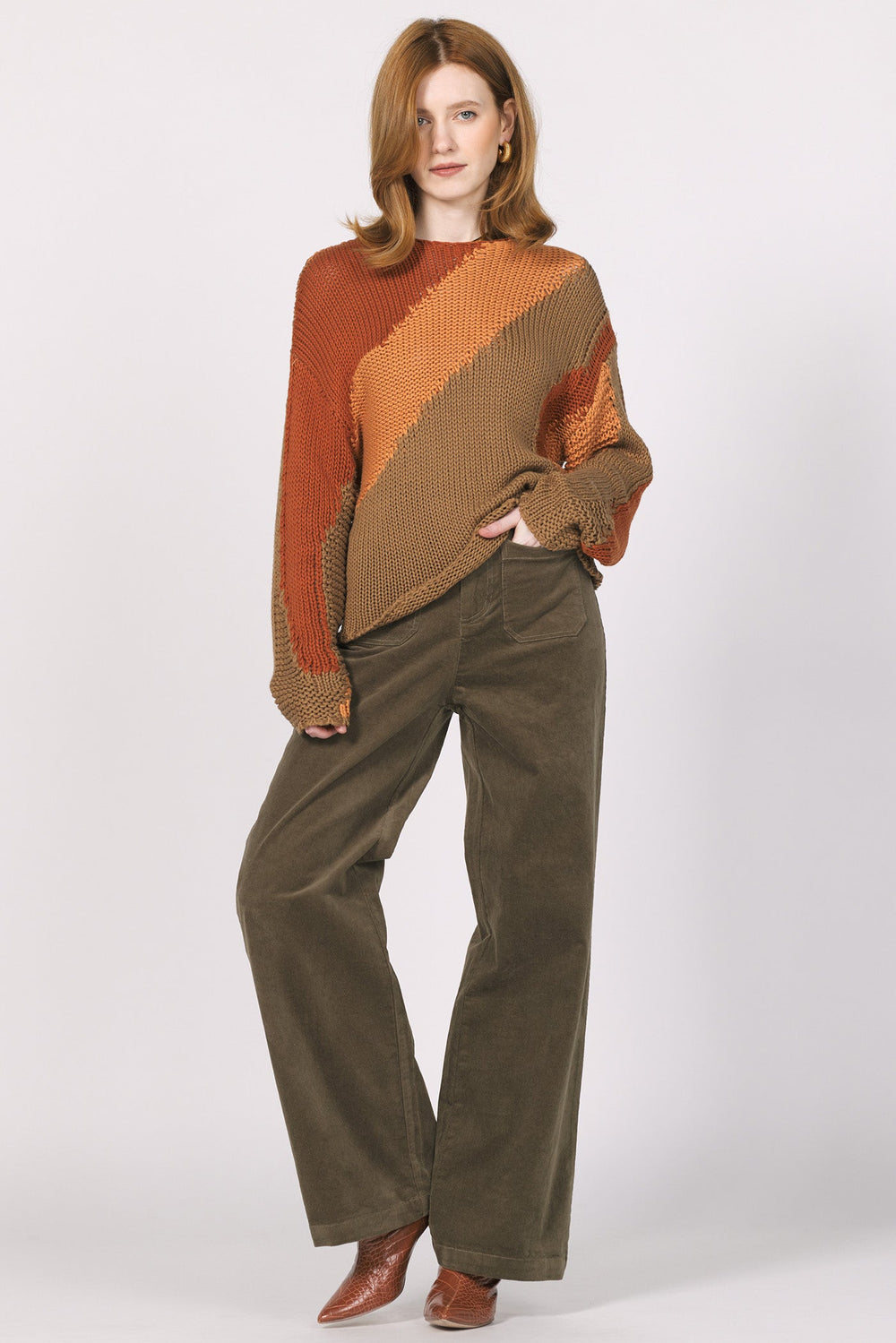 AZARIA ROUND NECK COLORBLOCK TOP RUSTLING LEAVES