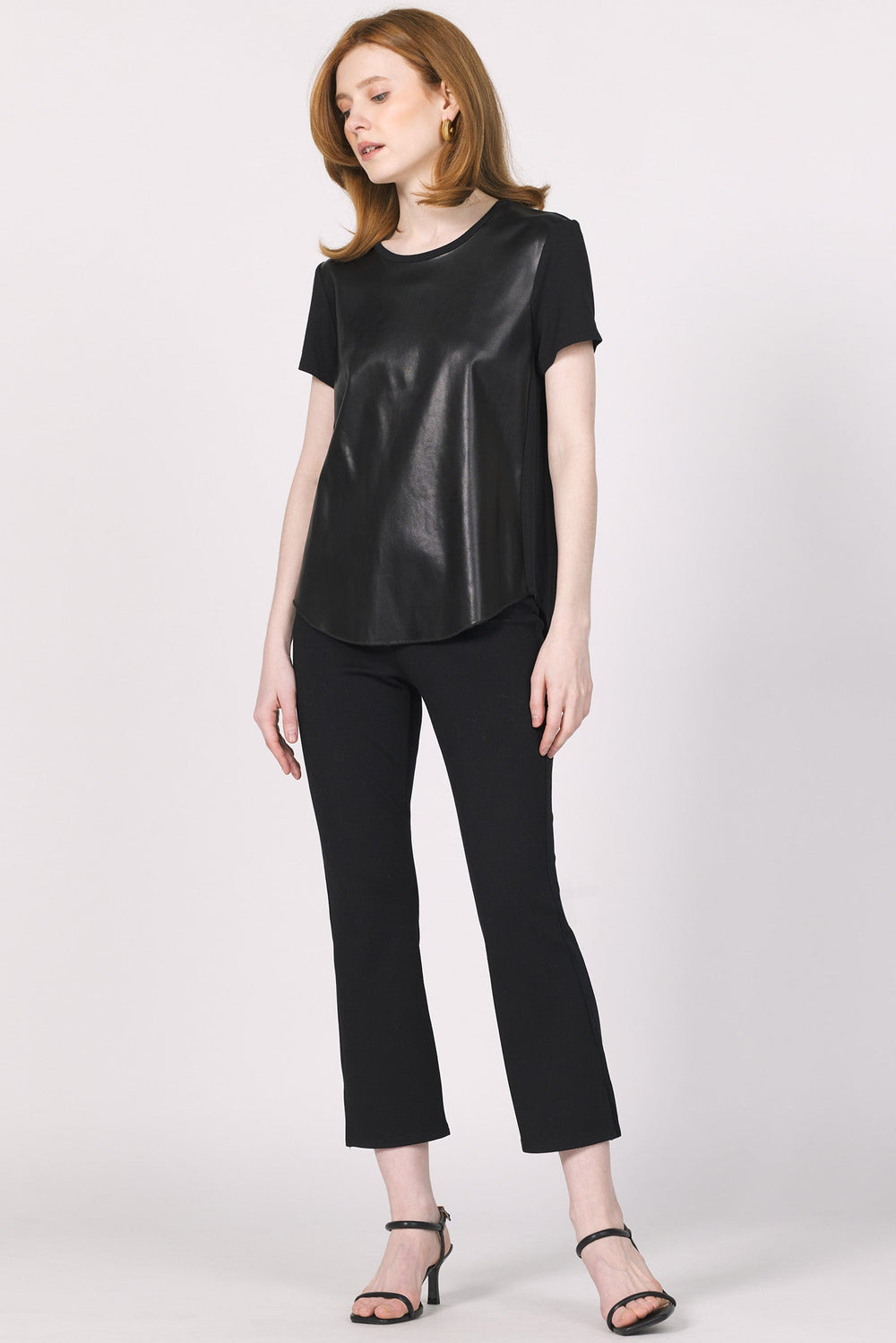ELAINA PLEATHER FRONT TOP WITH SHORT SLEEVES BLACK