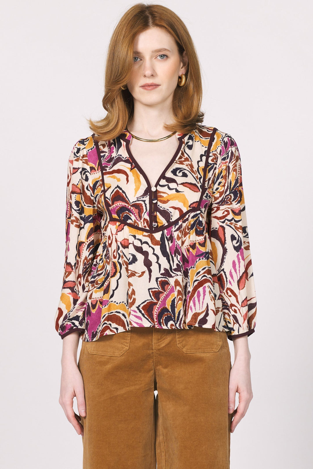 AKIRA NOVELTY TOP RUBY CASCADE
